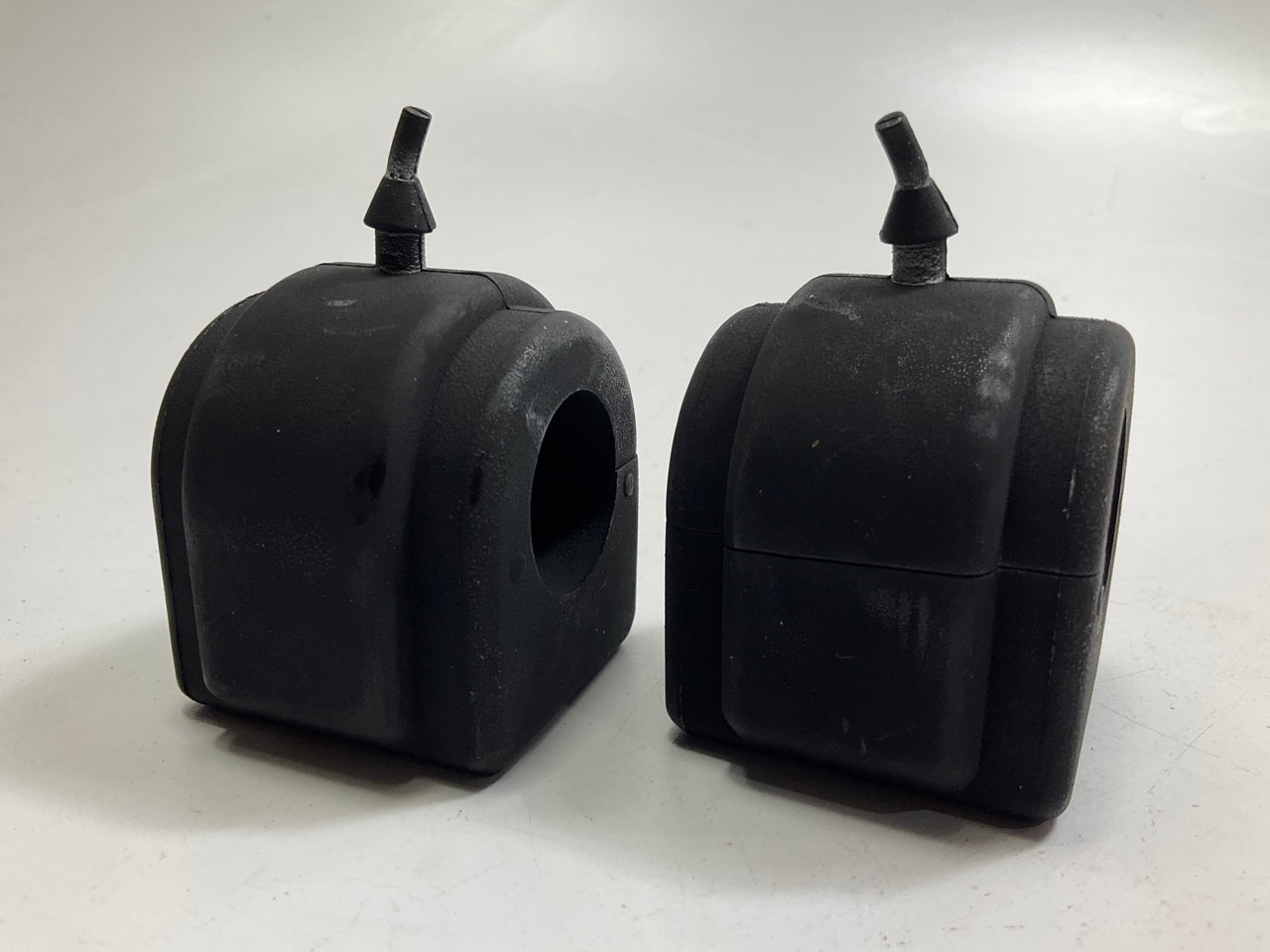 TRW JBU2333 Rear Suspension Stabilizer Bar Bushing Kit For 2009-2010 Hummer H3T