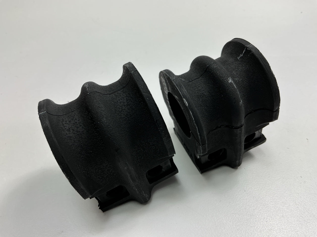 TRW JBU2457 Front Stabilizer Sway Bar Bushing Kit For 2009-2010 Nissan Murano