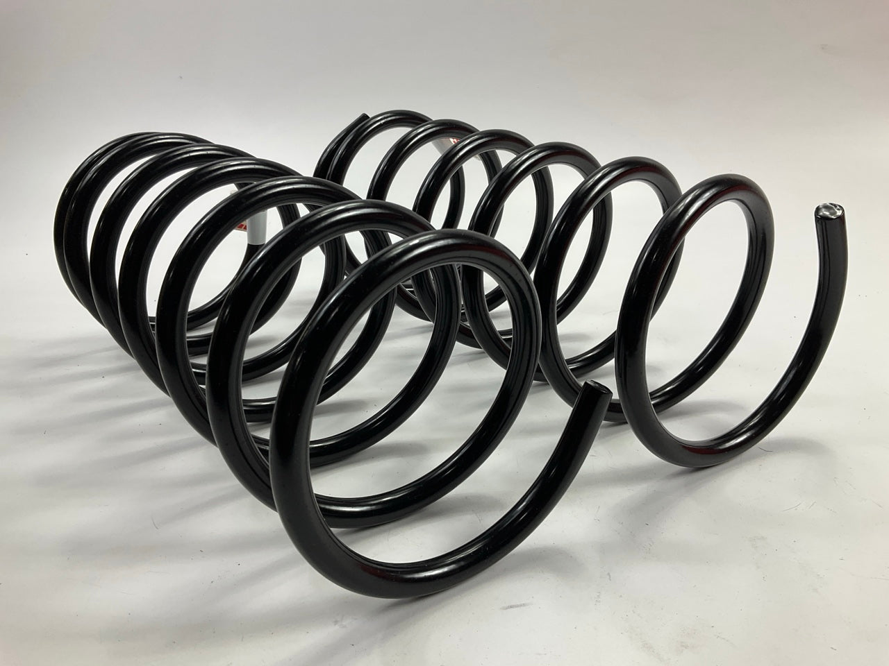 TRW JCS146T Front Coil Springs For 1998-2001 Kia Sephia, 2000-04 Spectra