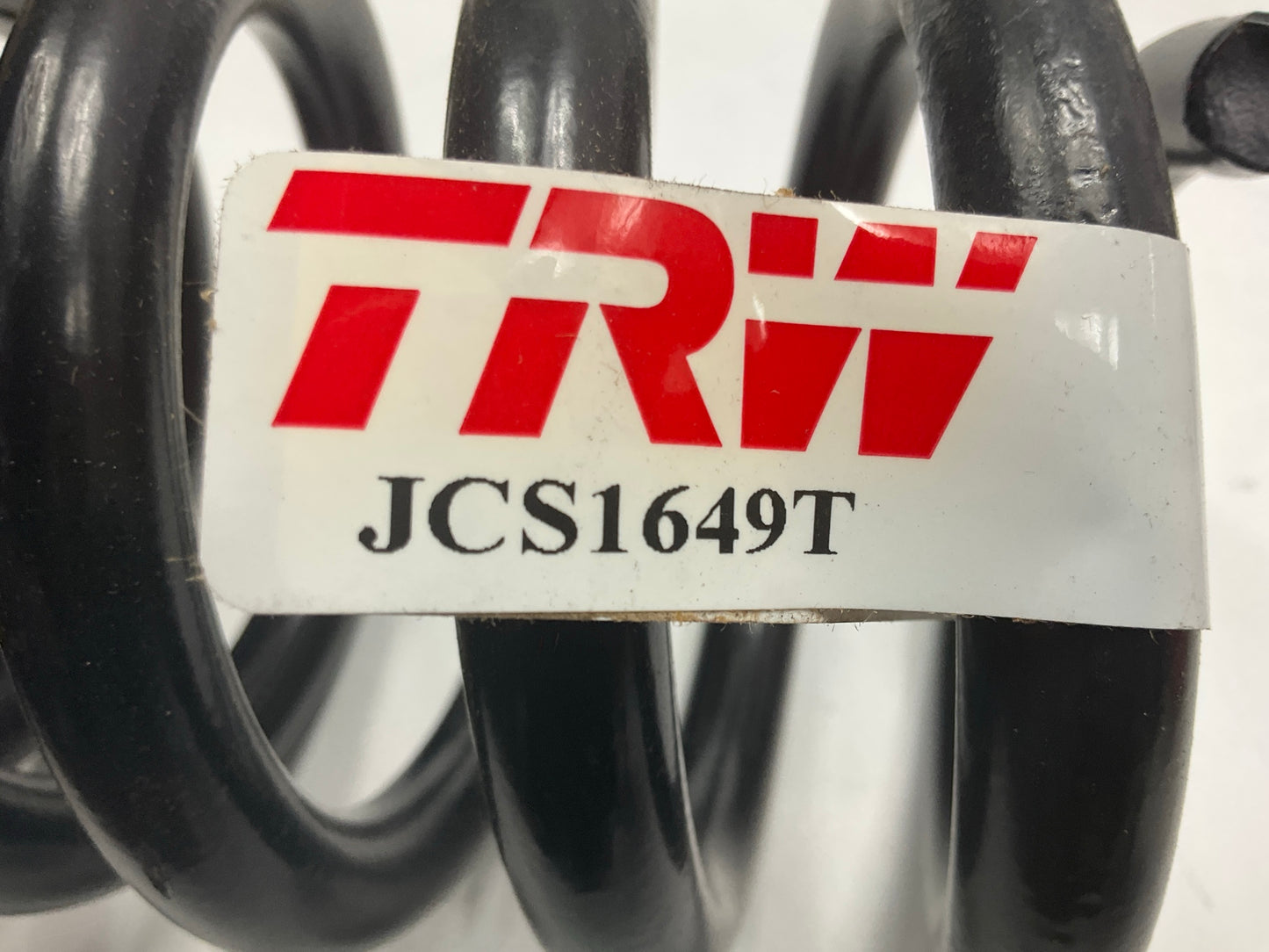 TRW JCS1649T Front Coil Springs For 2002-2003 Mercury Mountaineer