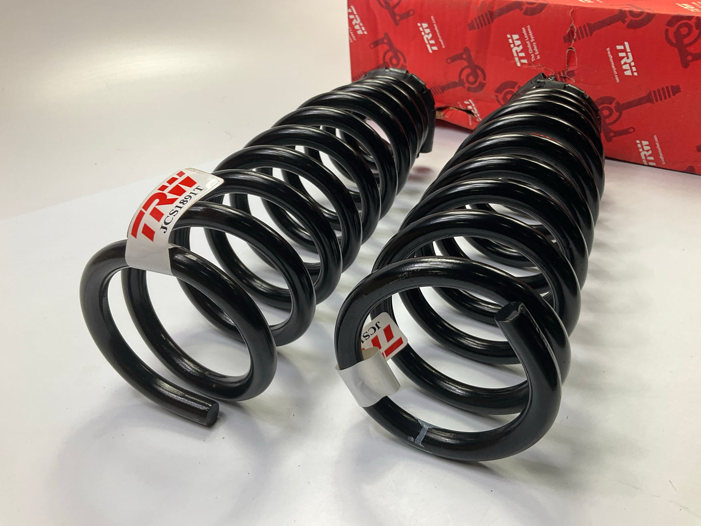 TRW JCS1891T Front Coil Springs For 2010-2012 Ford Fusion & Mercury Milan