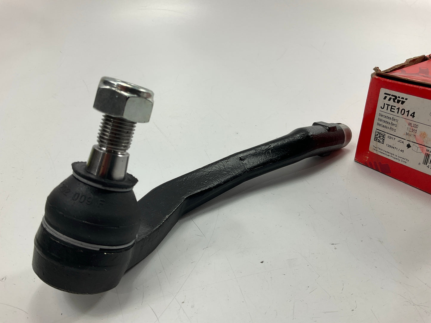 TRW JTE1014 Front Left Outer Tie Rod End 98-03 Mercedes ML320, 03-05 ML350 AWD