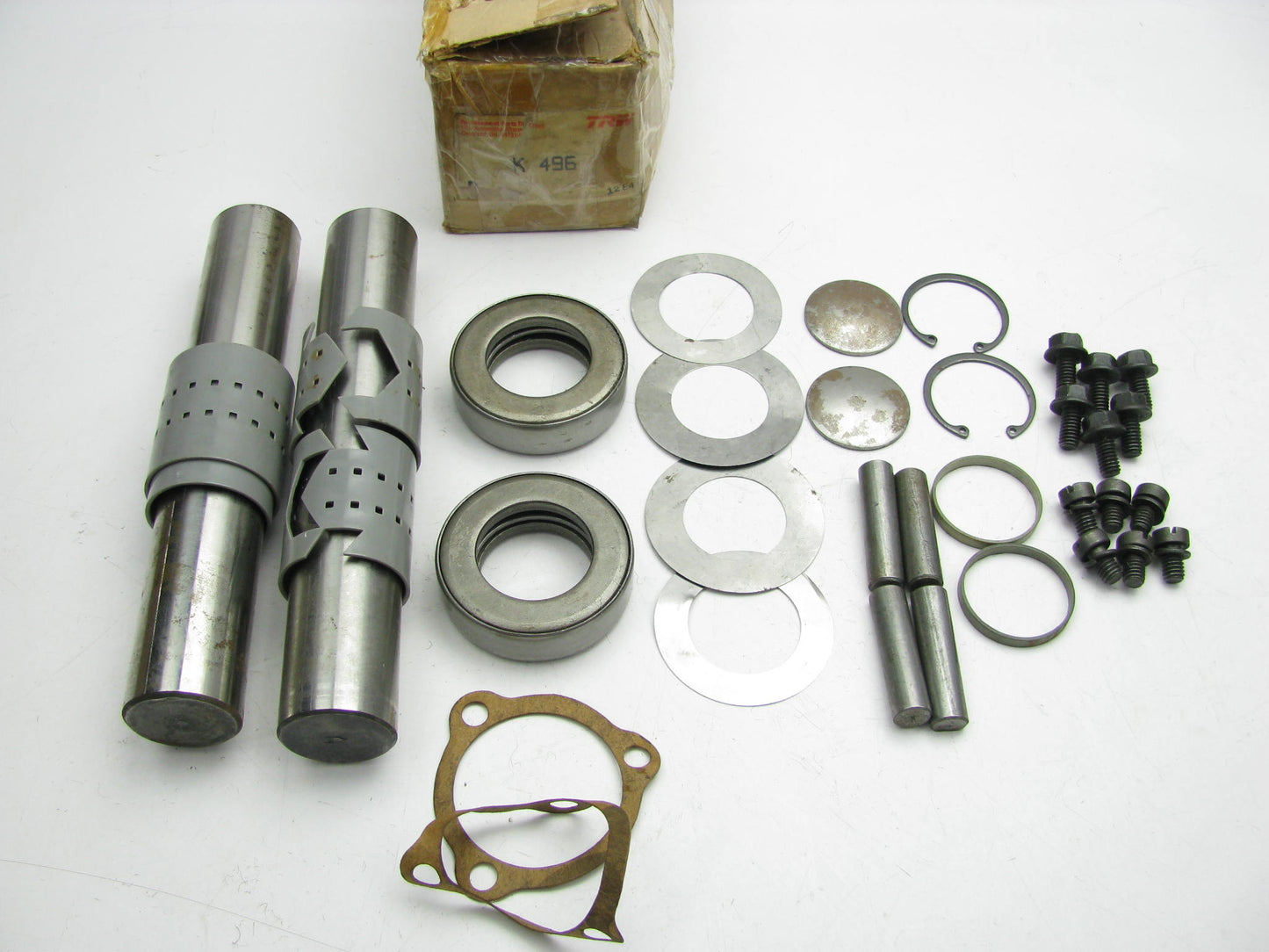 TRW K496 King Pin Bolt Set - Ford 9000 Lbs Axle ONLY, 1.433'' X 8.50''