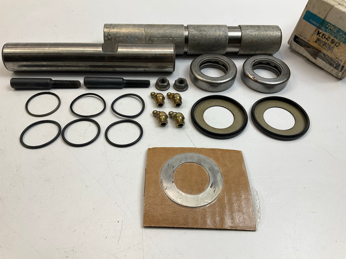 TRW K549C King Pin Bolt Set - Replaces 473695C92, 473695C91, 8577B