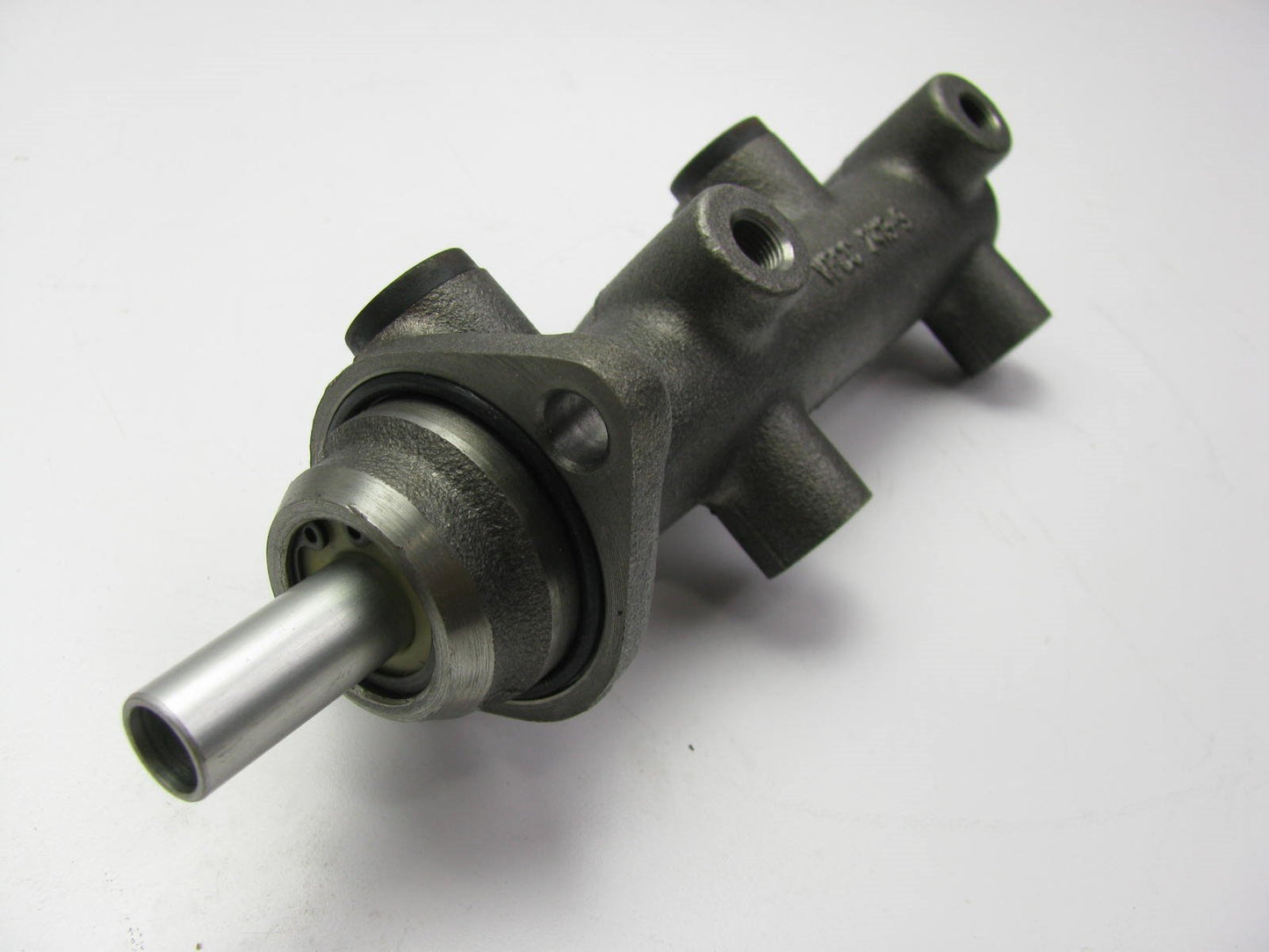 TRW RCCD00543 Brake Master Cylinder W/O Reservoir - 11-1718