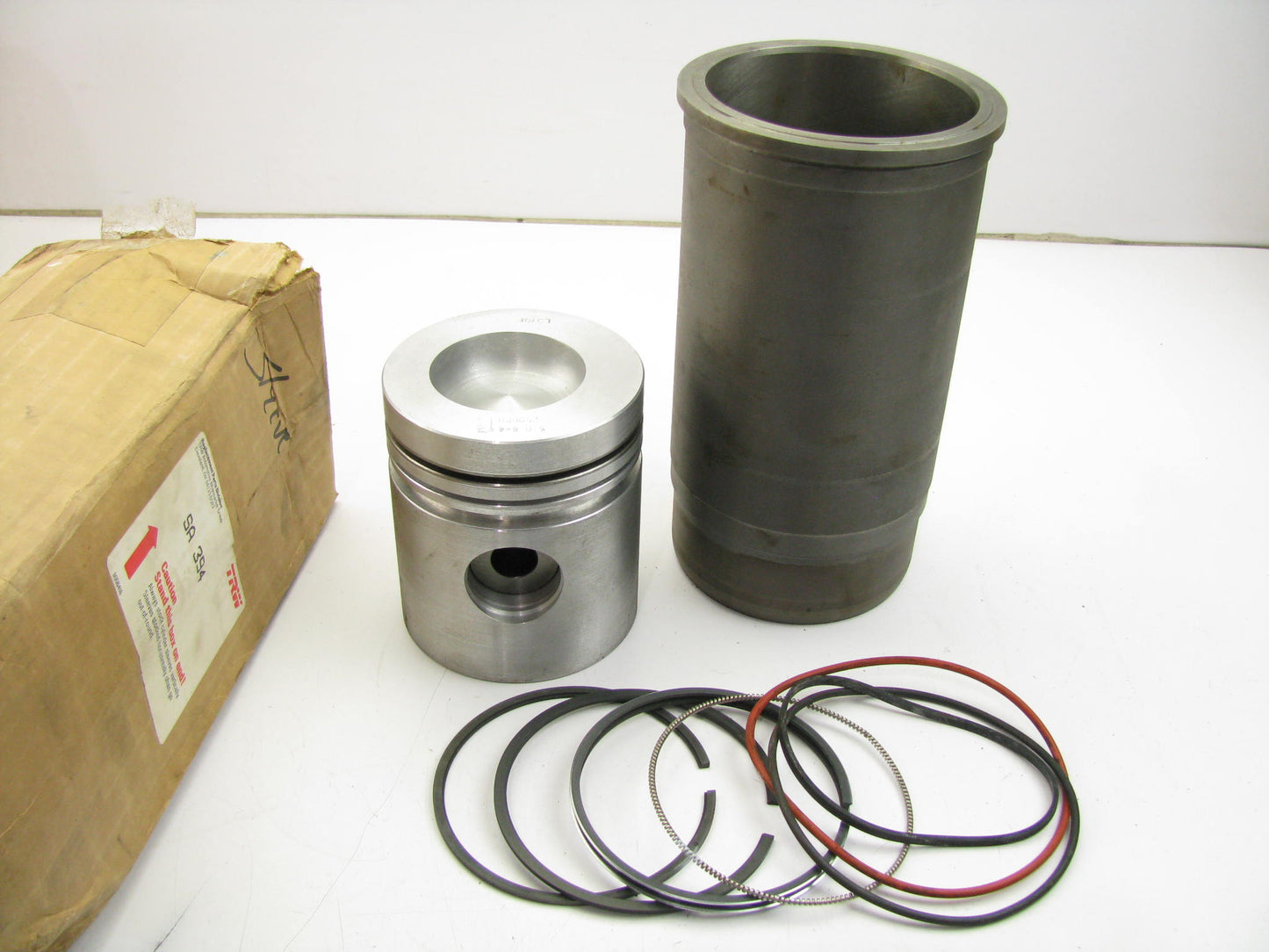 TRW SA394 STD EngineCylinder Sleeve Liner, Piston, Ring Kit - AR68650 , RE23165