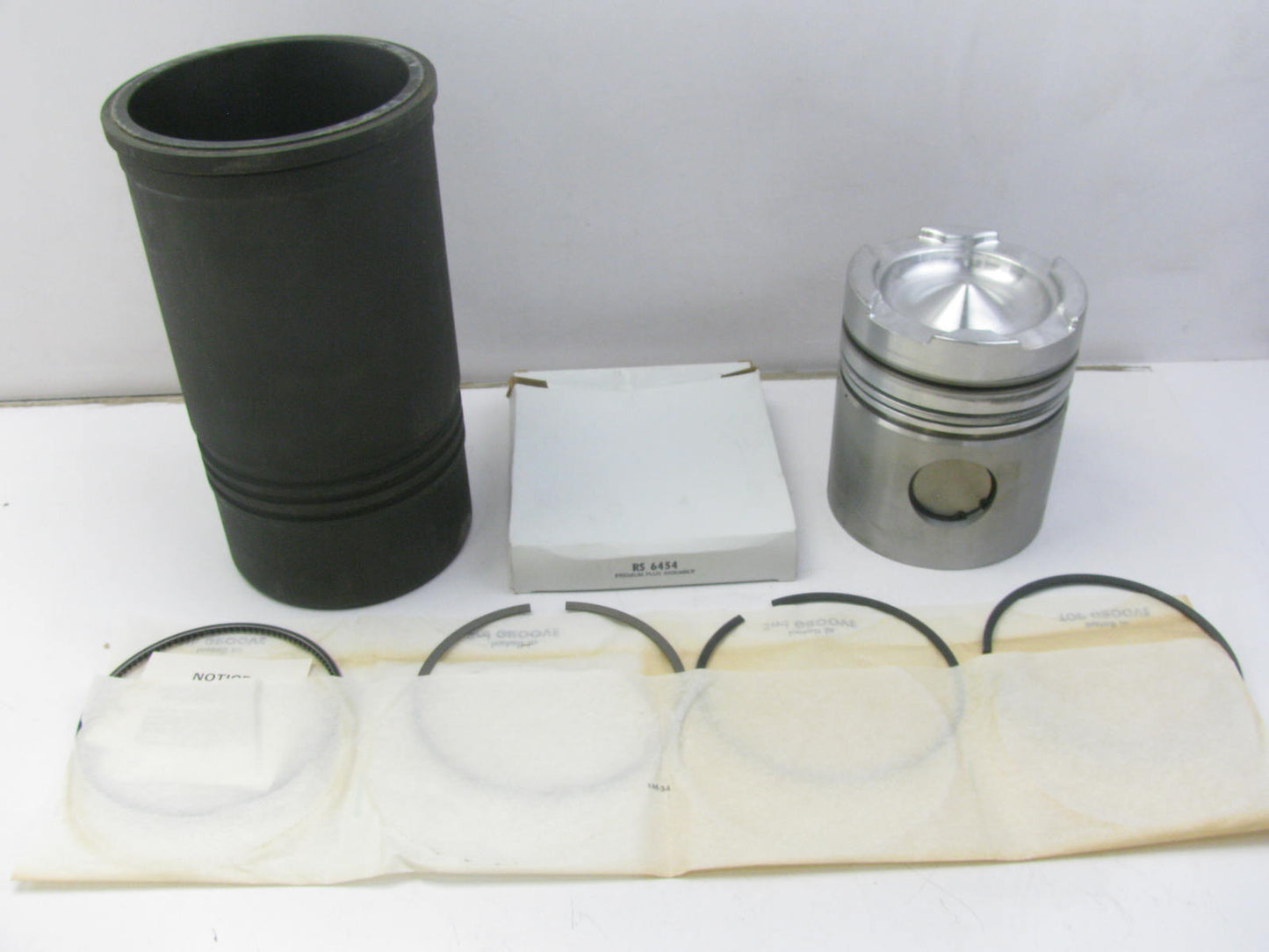 TRW SA399 Engine Cylinder Sleeve & Piston Kit - Cummins Diesel BTC350 Big Cam IV