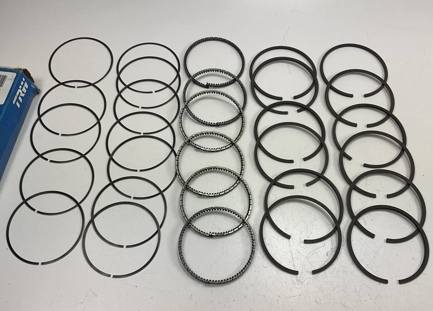 TRW T7601M-40 Piston Rings .040'' International BD220, SD240, BD240, BG241