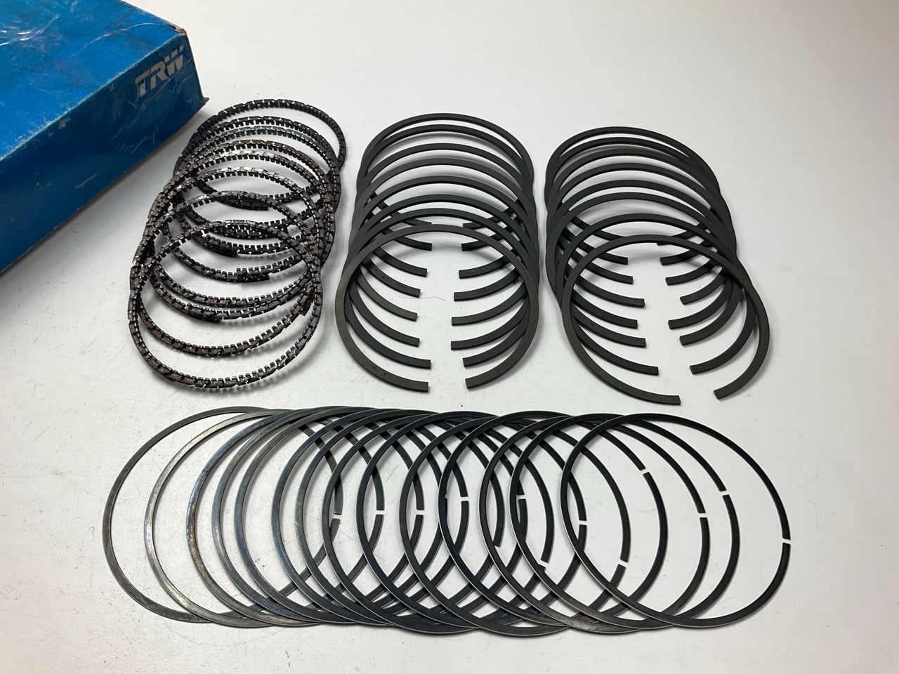 TRW T7978-30 Piston Rings .030'' 1965-1969 Chevrolet 396, 1963-66 Pontiac 421-V8