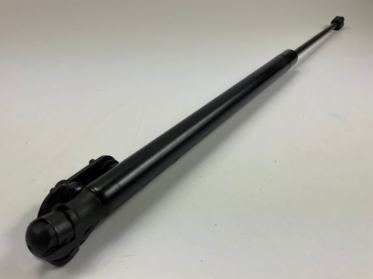 TRW TSG325025 Left Hatch Lift Support Shock Strut For 2005-2007 Nissan Murano