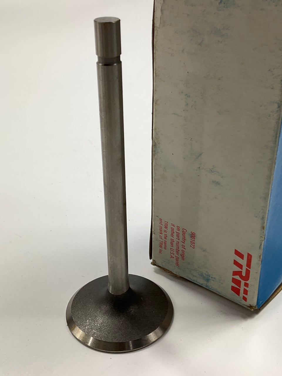 TRW V3022X Engine Intake Valve For IHC MV404 6.6L MV446 7.3L