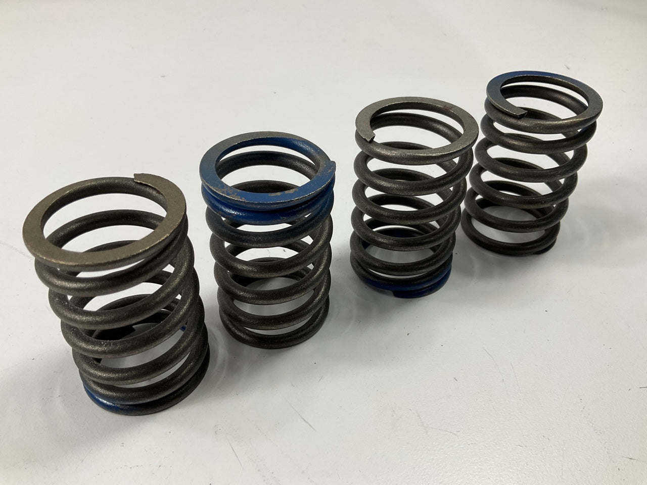 (8) TRW VS1046 Outer Valve Spring For 68-81 Datsun L16 L18 L20B L24 L24E L26 L28