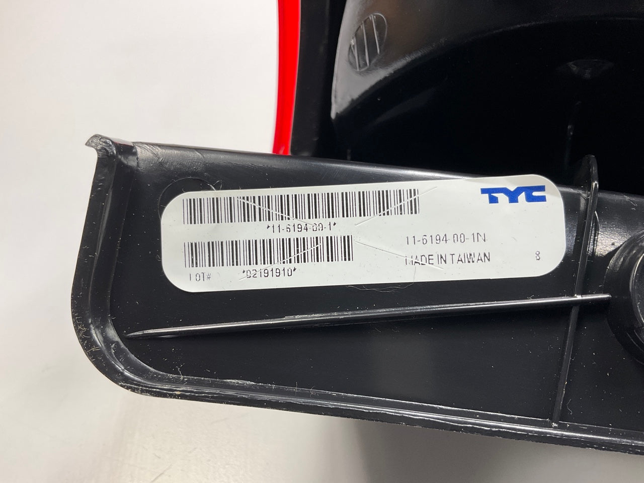 TYC 11-6194-00-1 Left Tail Light Lamp 2007-2014 Chevy Suburban 1500 2500, Tahoe