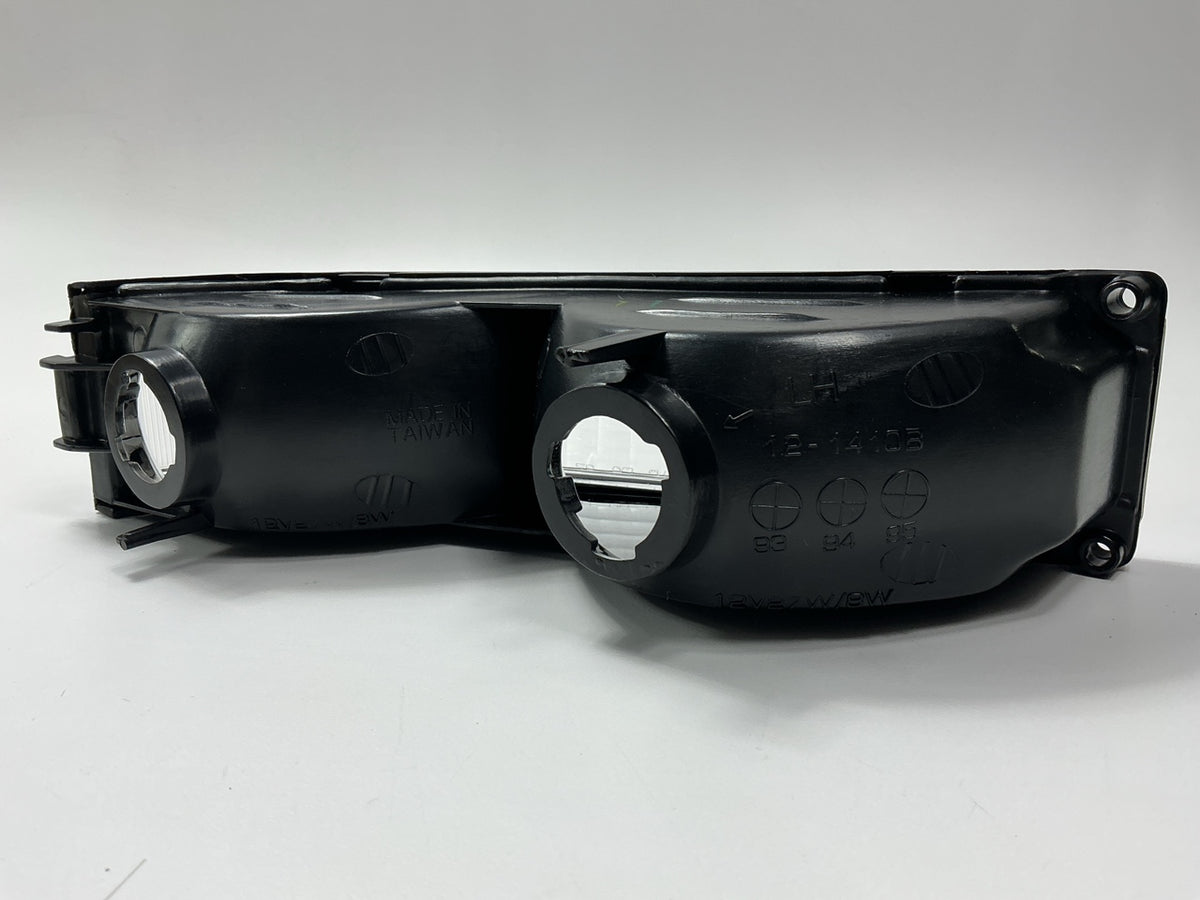 TYC 12-1410-01 Front Left Driver Side Turn Signal Light Lamp