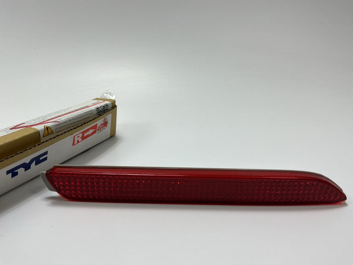TYC 17-5279-00 Rear Right Bumper Reflector Light Lamp