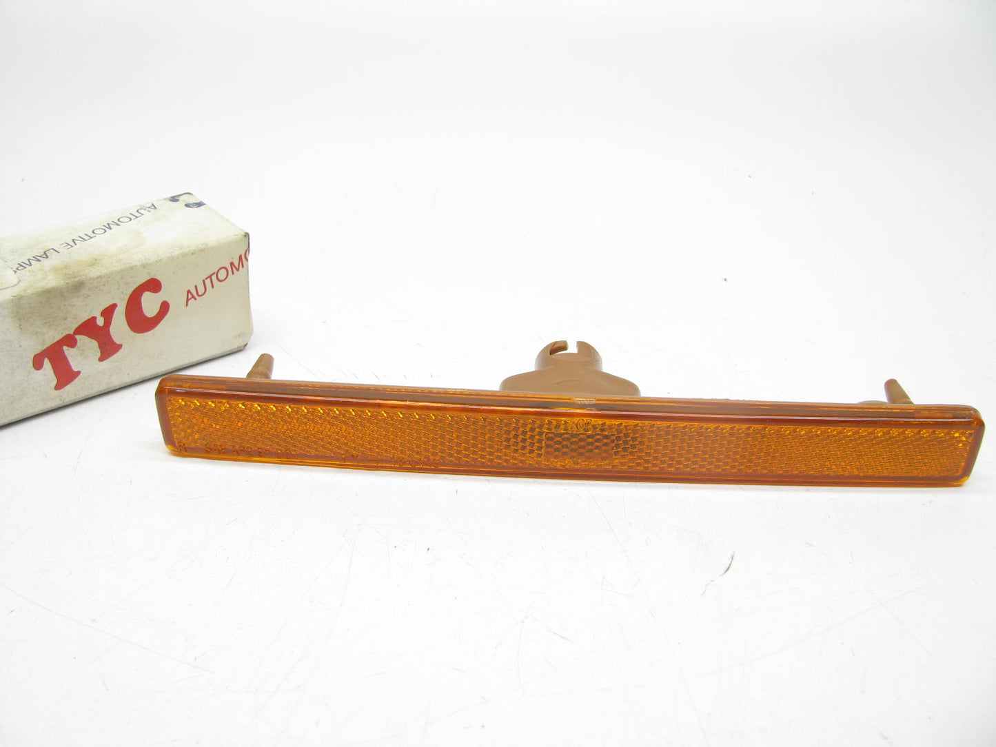 TYC 18-5149-01 Front Right Side Marker Light Assembly For 1995-1996 Buick Regal