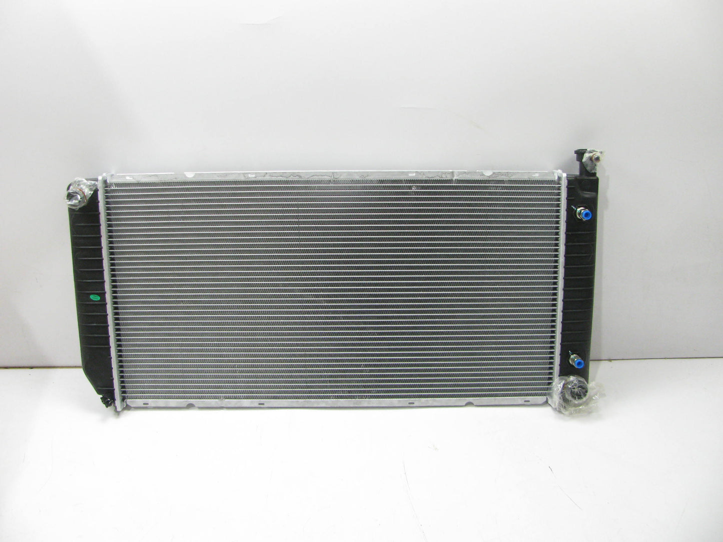 TYC 2317 Radiator For 1996-1999 Chevrolet GMC C/K Pickup 5.0L AUTOMATIC TRANS