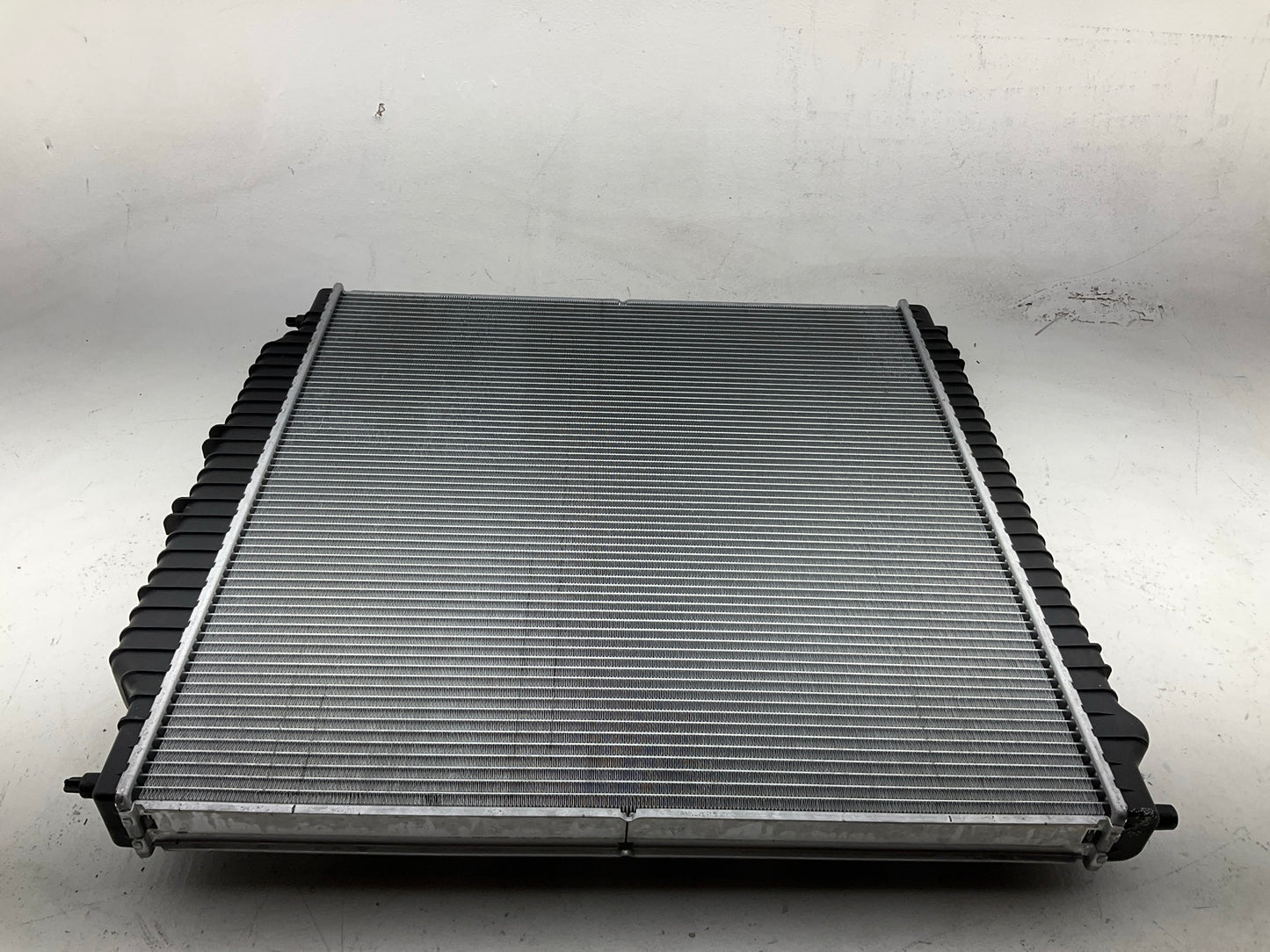 TYC 2886 Radiator For 2006-2007 Ford F-250 F-350 Super Duty