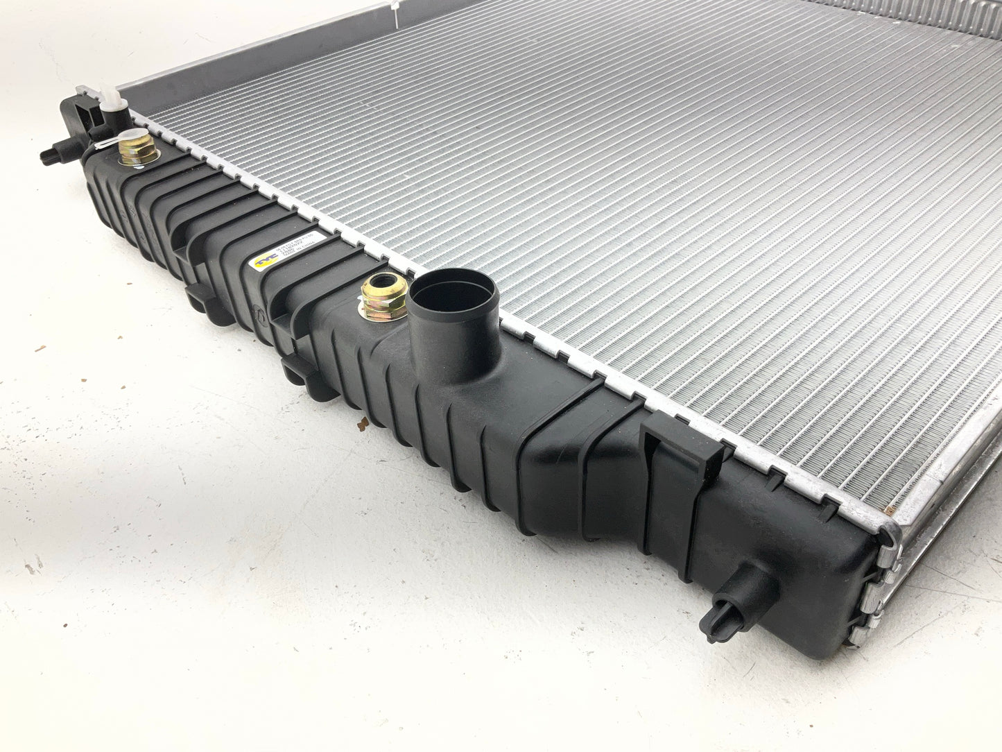 TYC 2886 Radiator For 2006-2007 Ford F-250 F-350 Super Duty