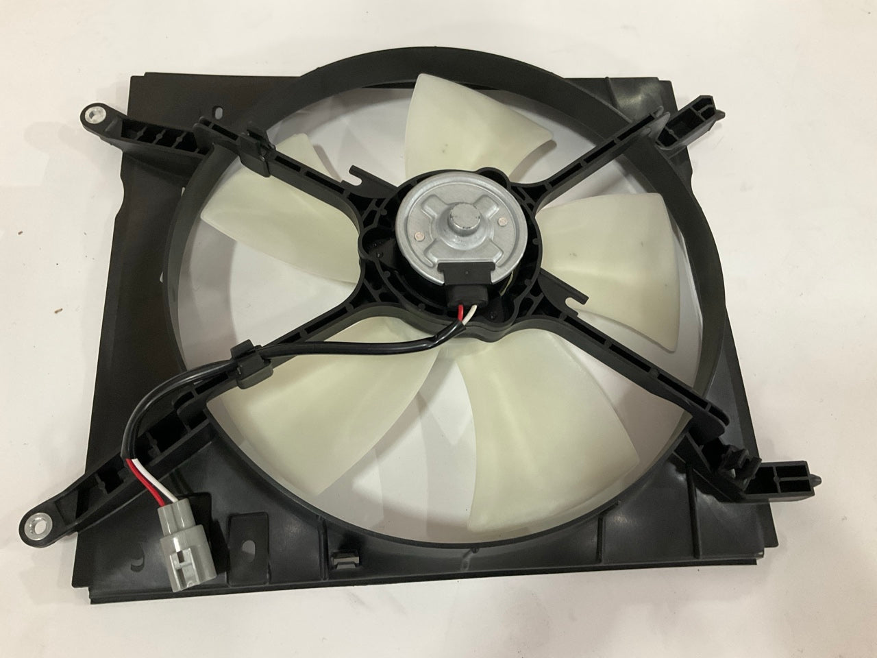 TYC 600110 Engine Cooling Fan Assembly