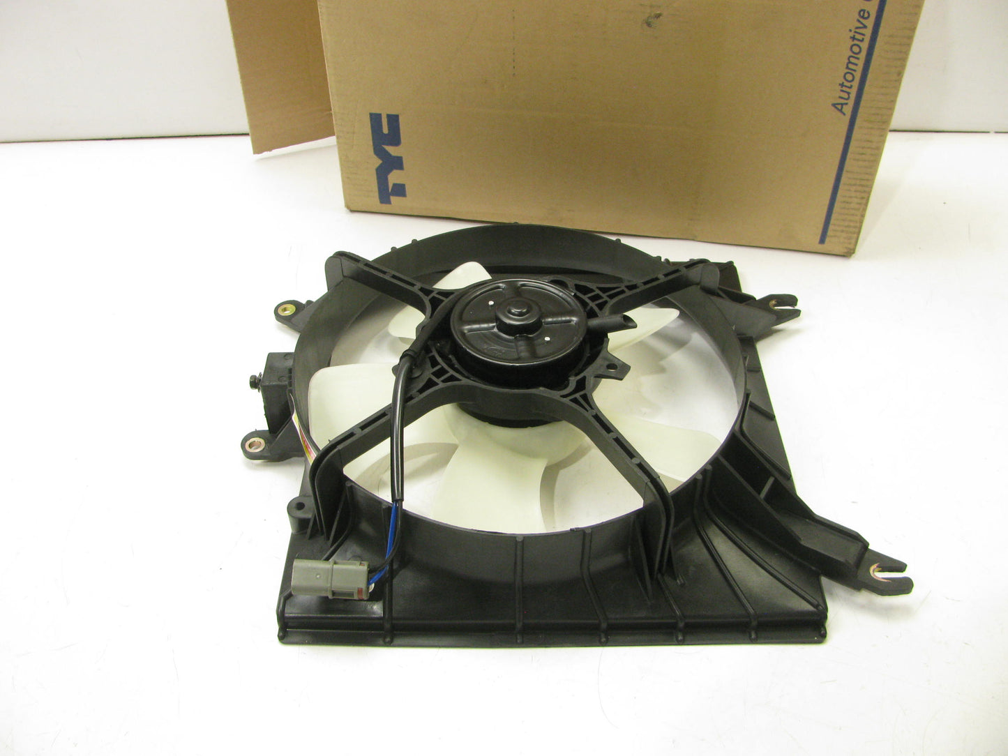 TYC 601160 Engine Cooling Fan Assembly For 2003-2005 Kia Rio 1.6L-L4