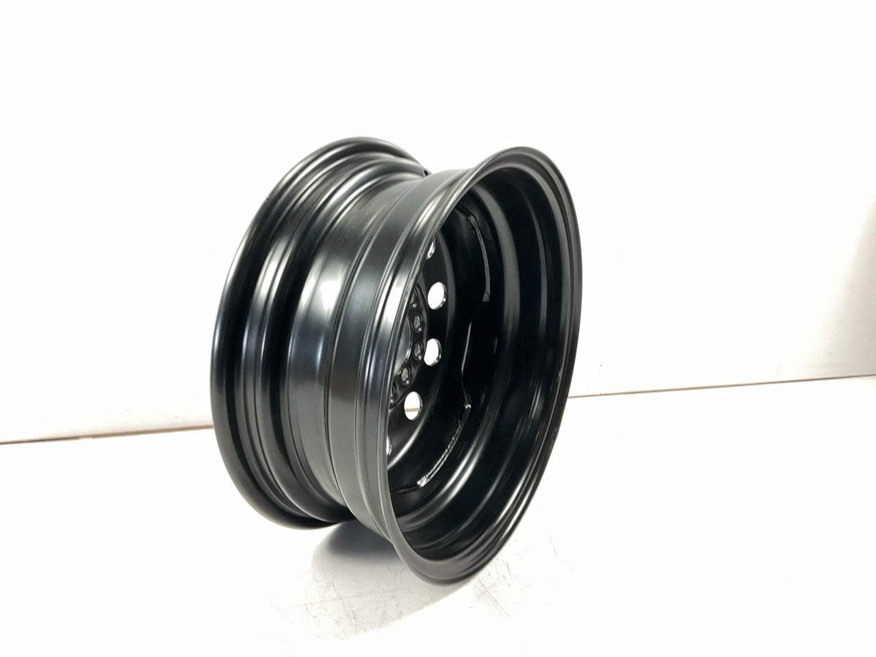 SCRATCHED - Unique Series 83 Black Wheel, 15x6'', 5x100 / 5x110mm 72.00 Hub +41mm