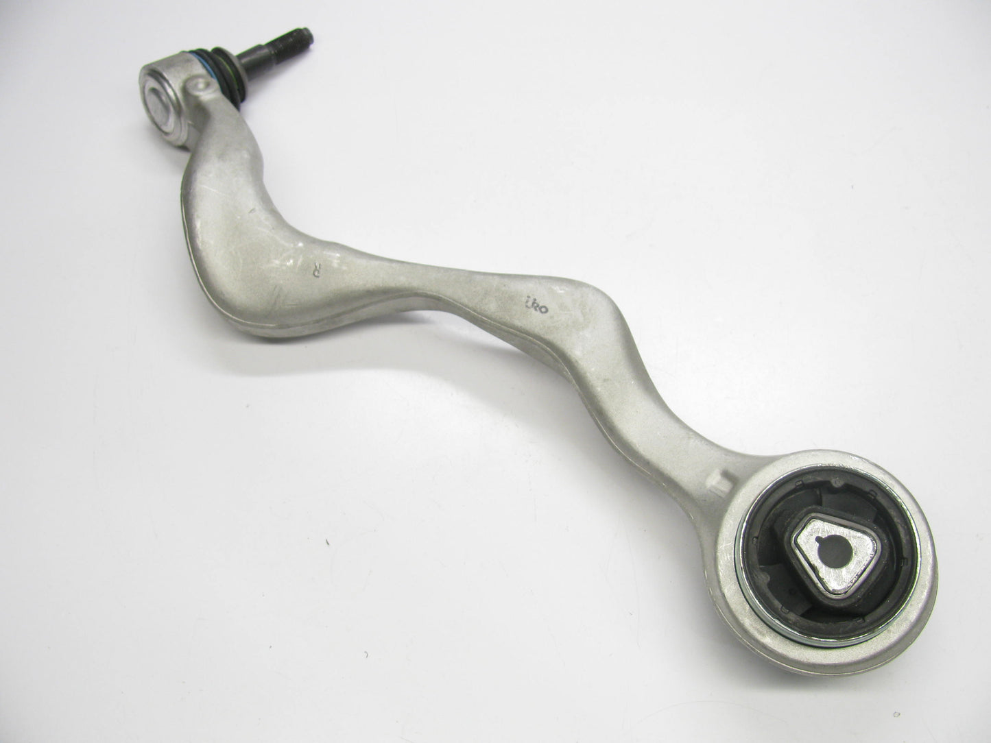 URO Parts 31126769802 Front Right Upper Suspension Control Arm