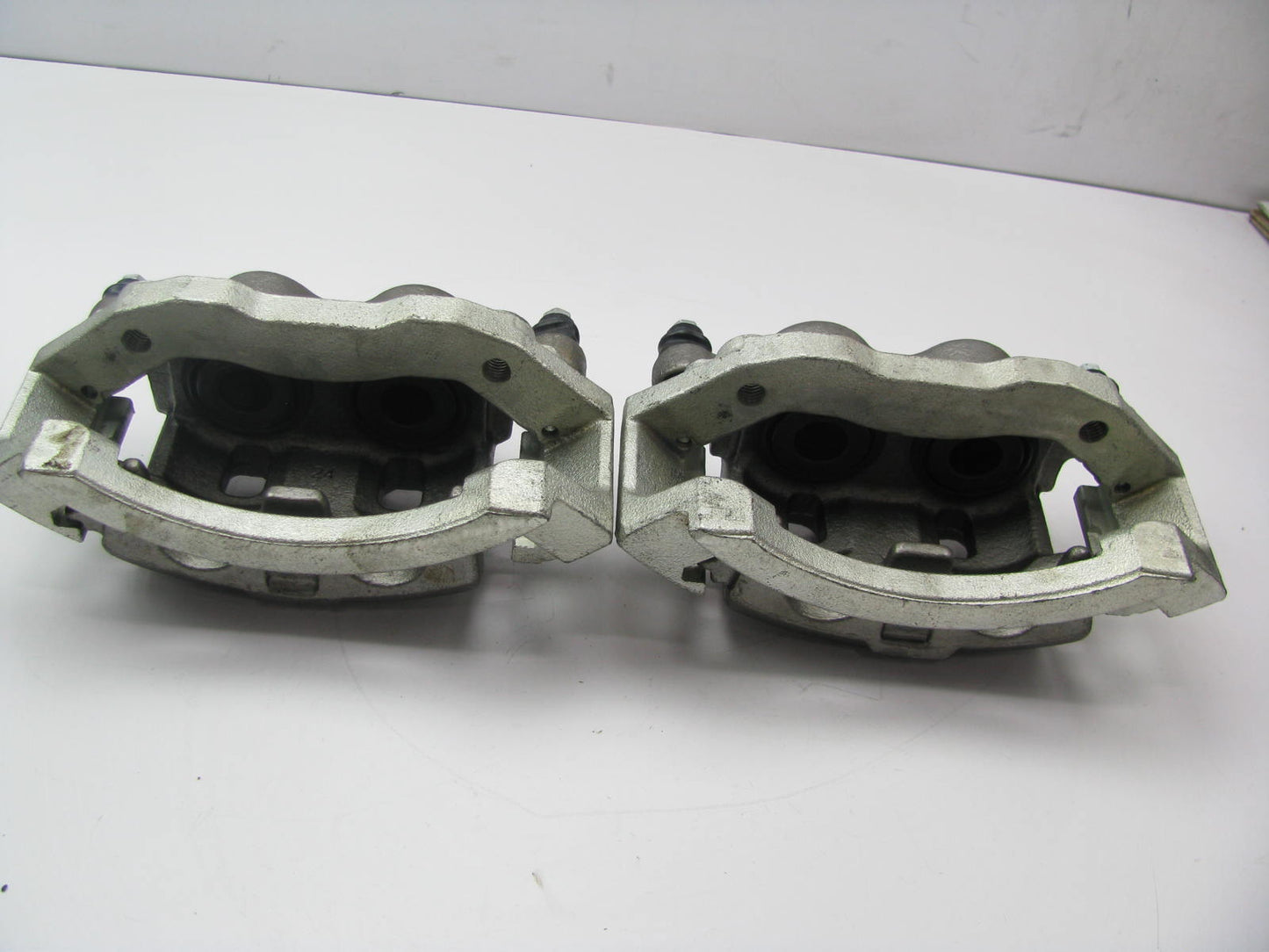 Usa Industries FRP4748 Remanufactured Disc Brake Caliper Set - Rear