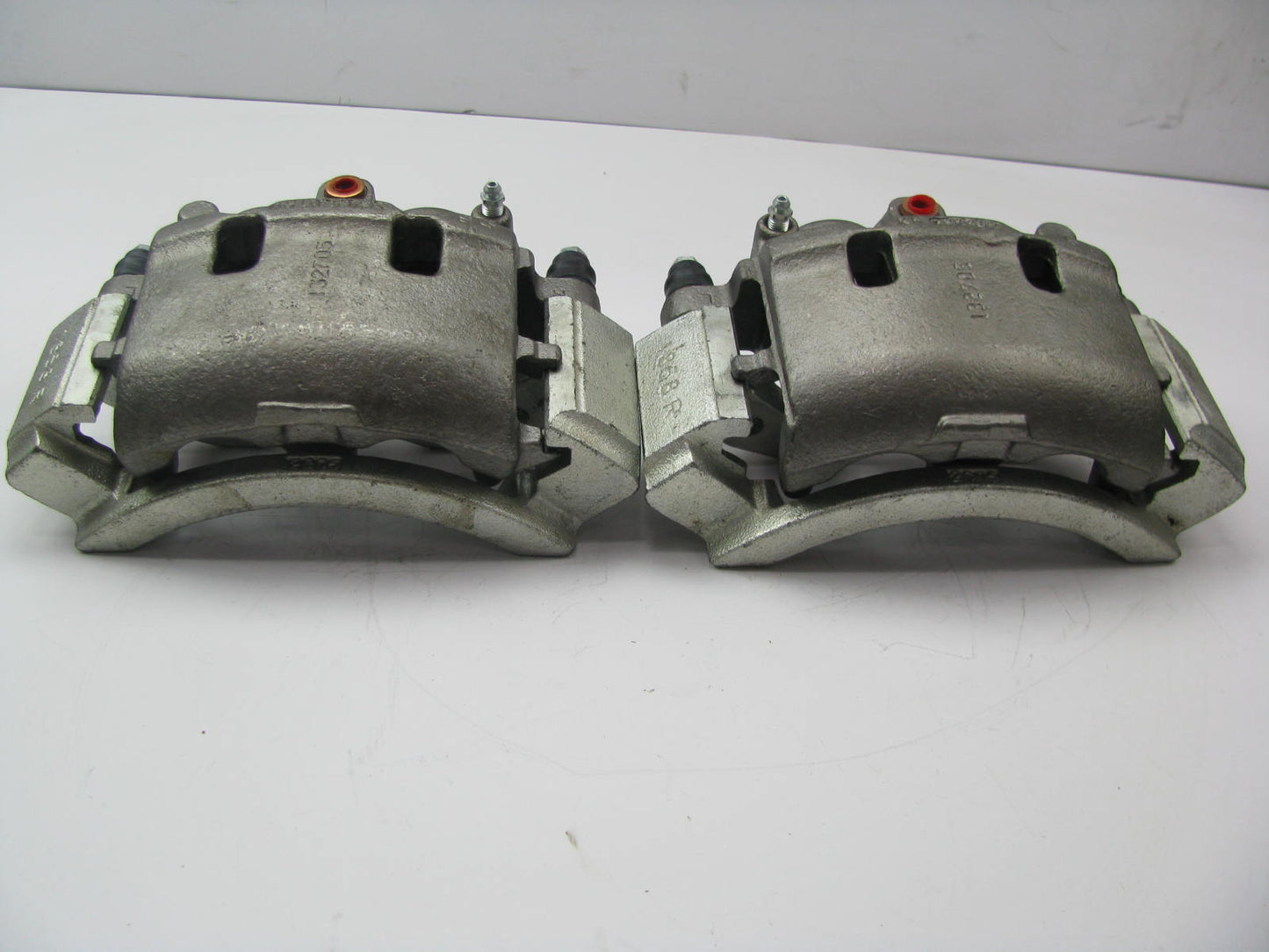 Usa Industries FRP4748 Remanufactured Disc Brake Caliper Set - Rear