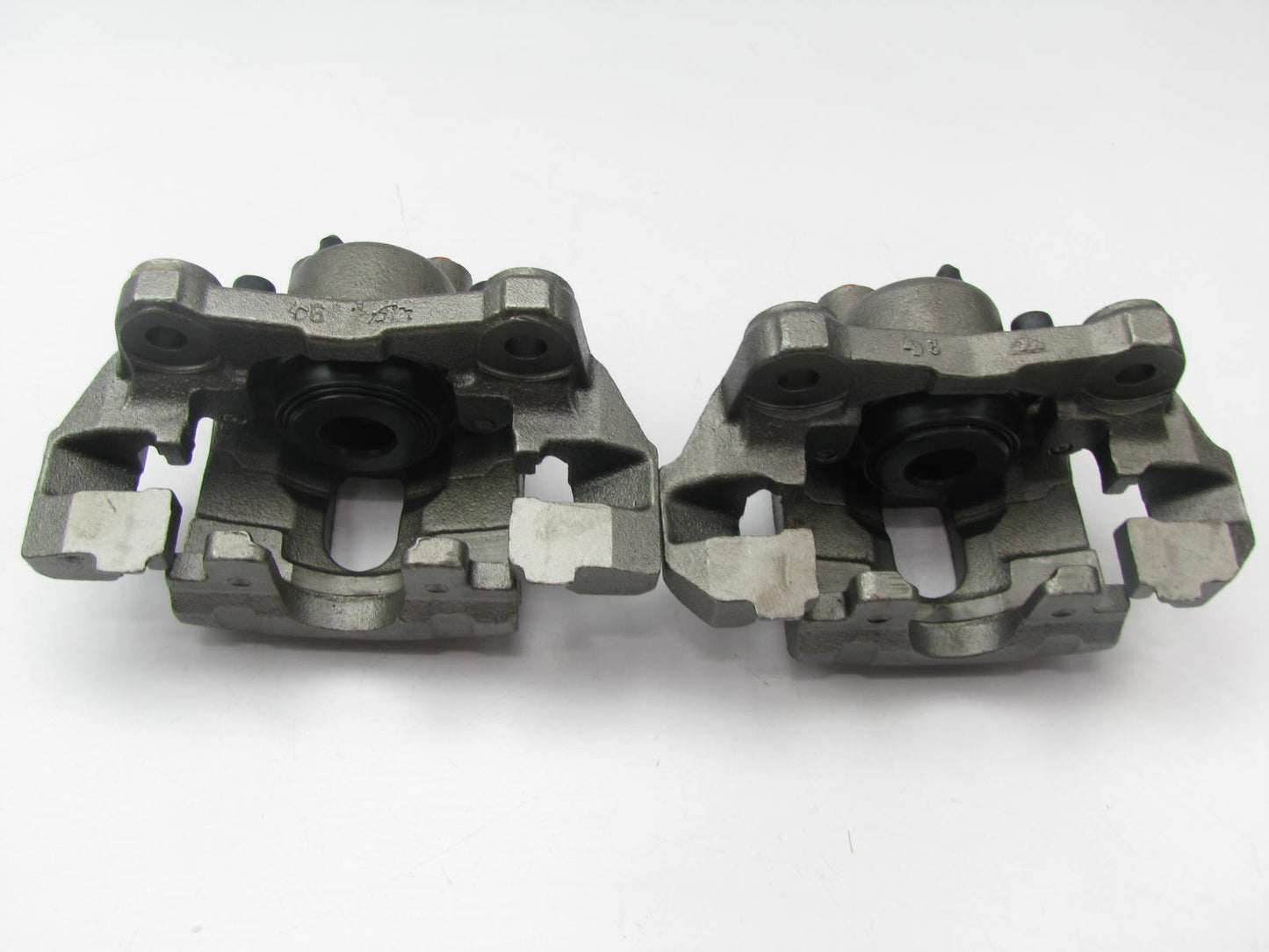 Usa Industries FRP4818 Reman Rear Brake Caliper Set For 1999-2004 Grand Cherokee