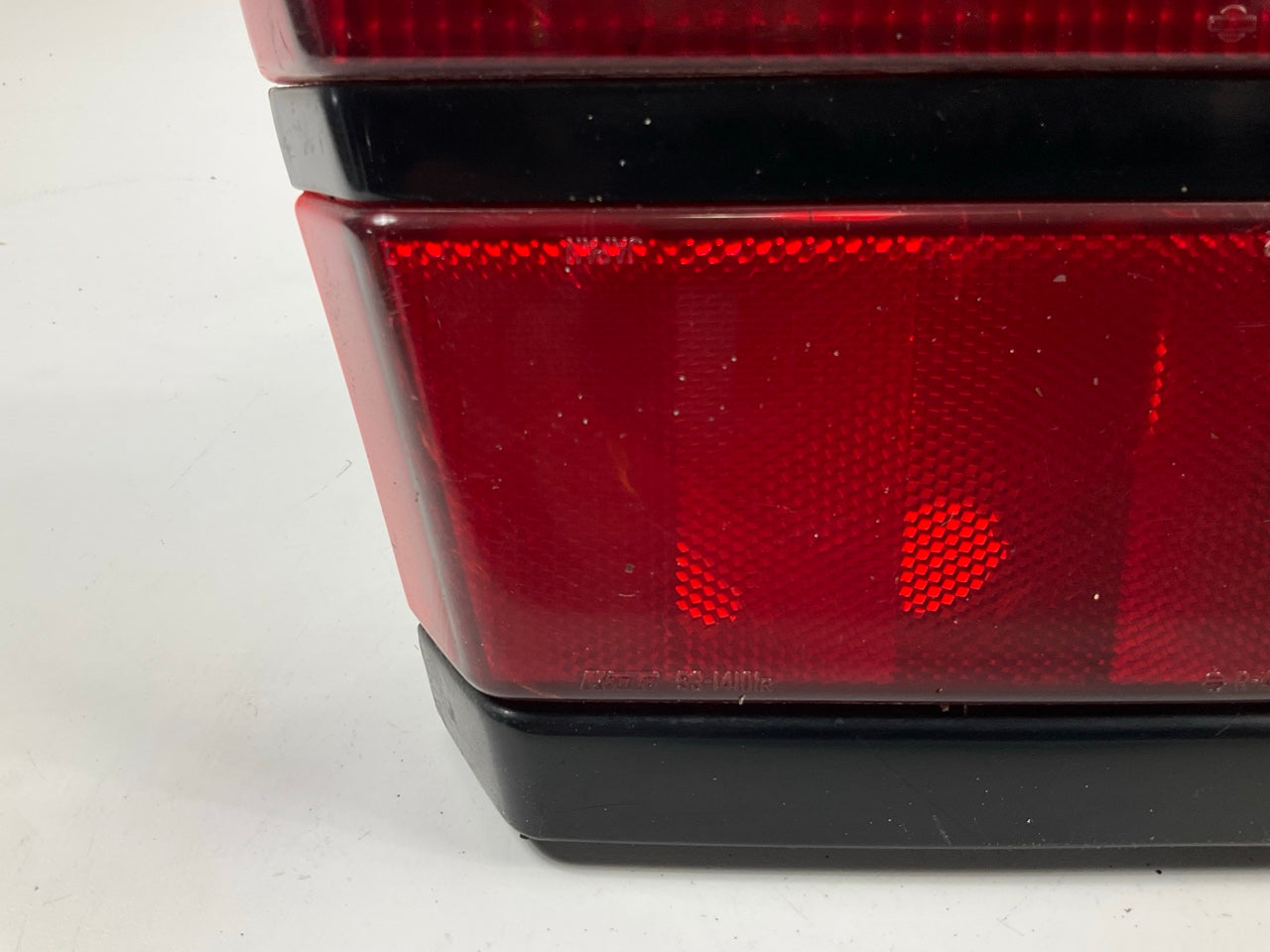 Poor Shape, See Photos - Right Passengers Tail Light Lamp For 1984-86 300zx Z31