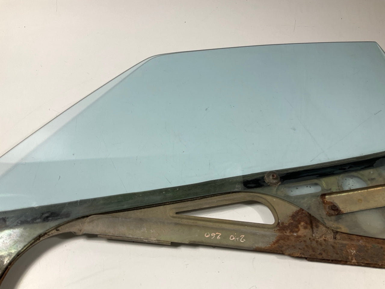 USED #10065 Left Drivers Window Door Glass OEM For 70-76 Datsun 240z 260z 280z