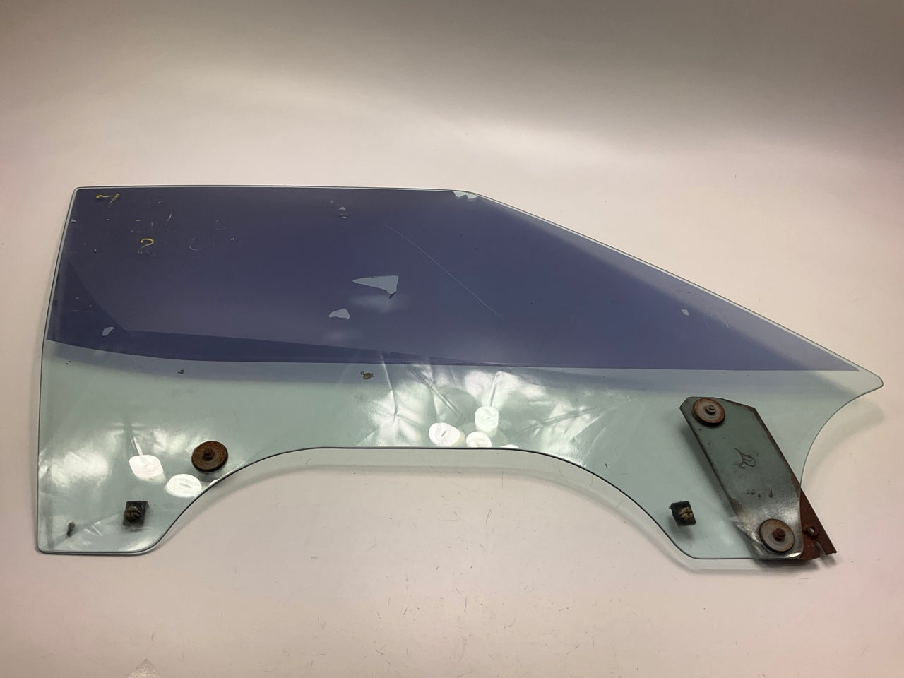 USED #10069 OEM Right Passengers Side Door Window Glass For 1979-83 Datsun 280zx