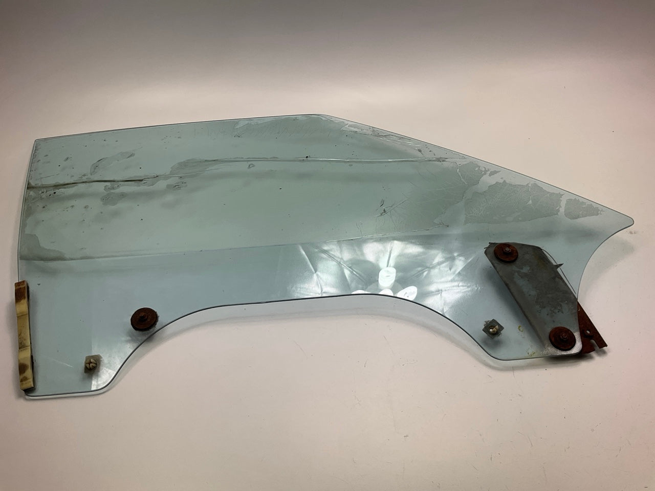 USED #10070 OEM Right Passengers Side Door Window Glass For 1979-83 Datsun 280zx