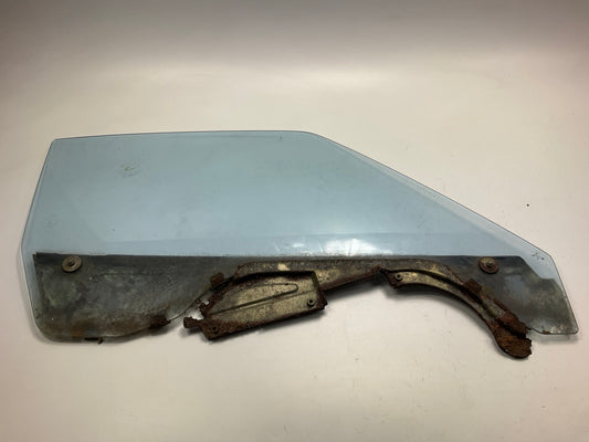 USED #10076, RUSTY Right Passengers Side Door Window Glass For 77-78 Datsun 280z