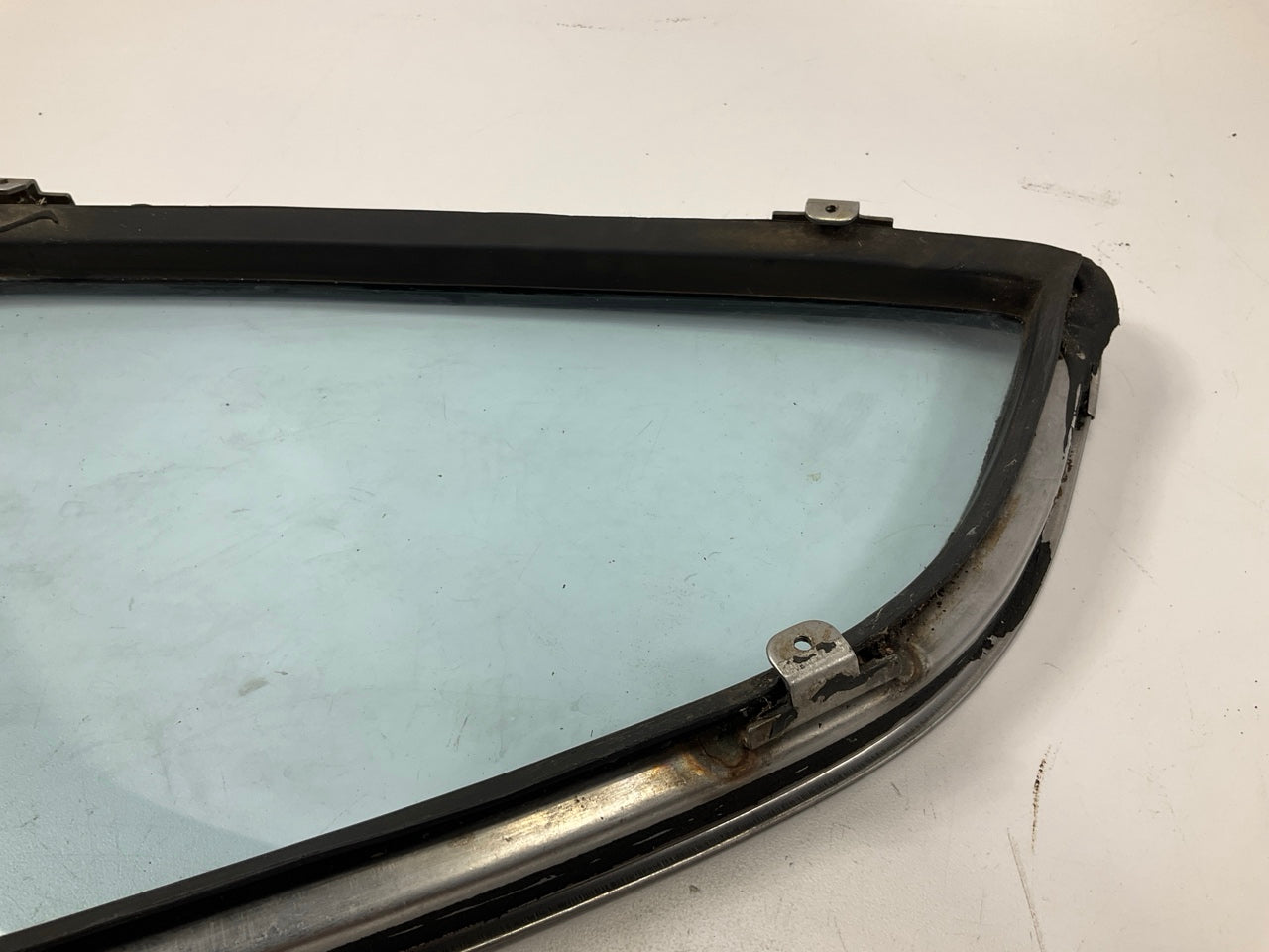 USED #10080 Rear Quarter Glass Set, Left & Right For 70-78 Datsun 240z 260z 280z