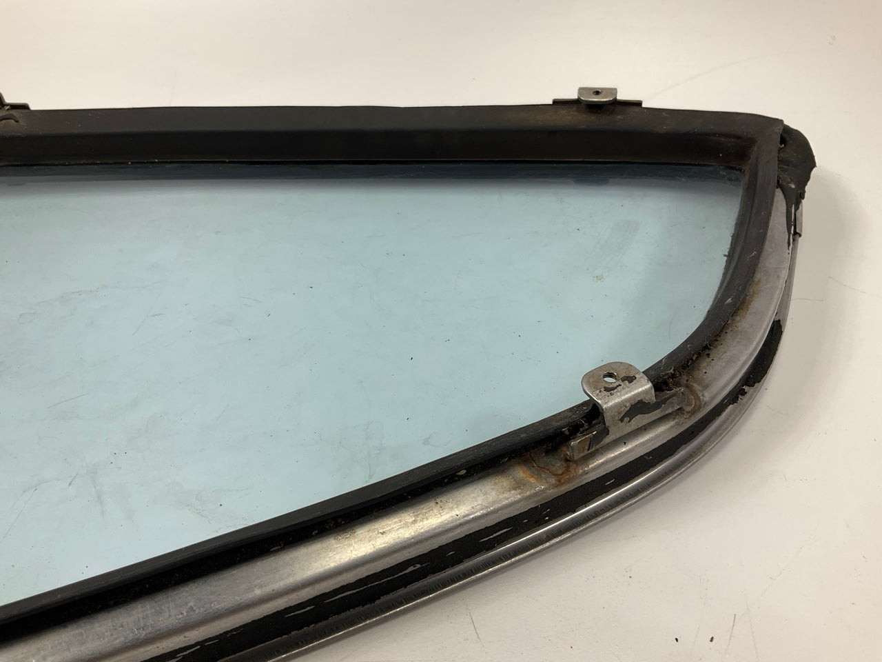 USED #10080 Rear Quarter Glass Set, Left & Right For 70-78 Datsun 240z 260z 280z