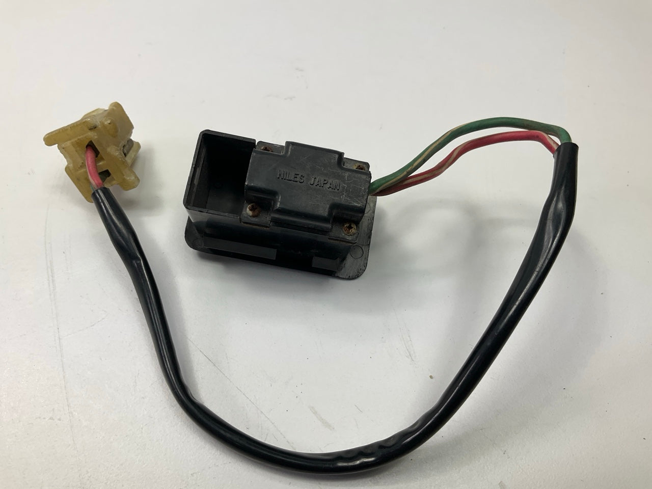 USED -  Rear Defroster Defogger Switch For 1975-1976 Datsun 280Z