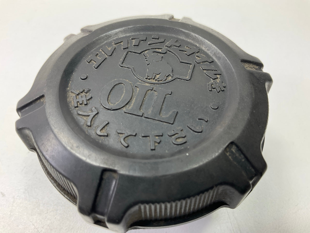 USED #2 - OEM ''Elephant'' Oil Filler Cap For Datsun 240z 260z 280z L24 L26 L28