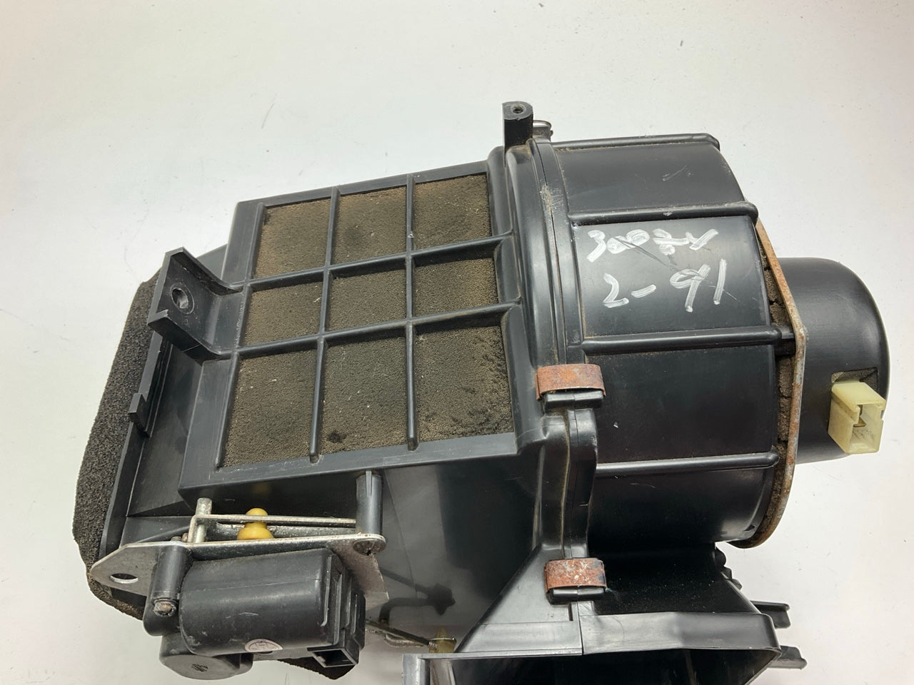 USED #115 - Blower Motor Heater Box Assembly OEM For 1990-1996 Nissan 300zx Z32