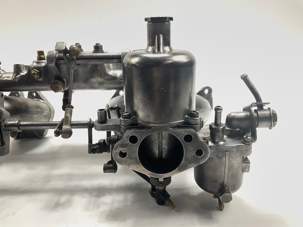 Hitachi SU Round Top Carburetors 4 Screw W/ N36 Intake Manifold For Datsun 240z