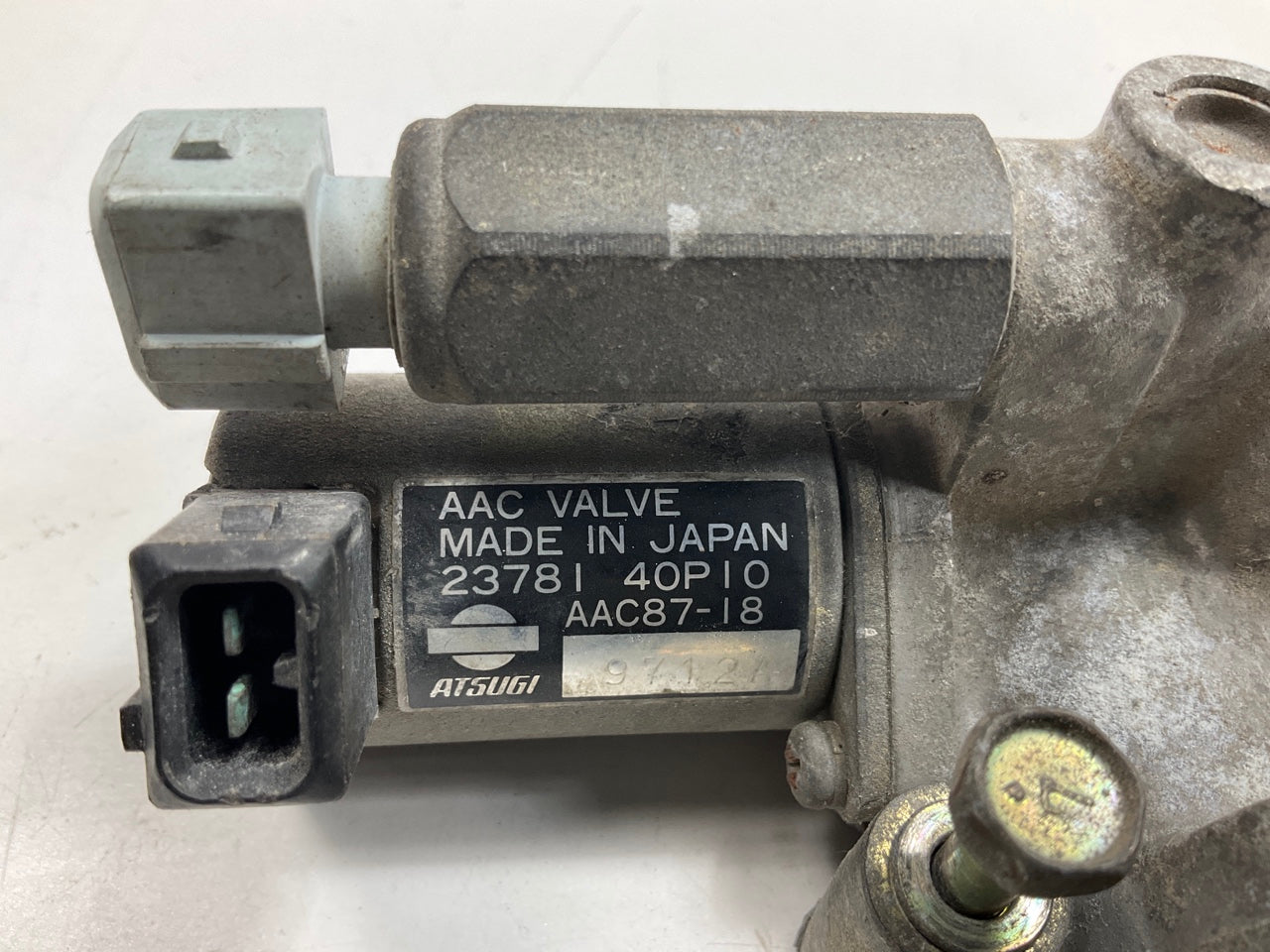 USED #1204 Idle Air Control Valve IACV AAC For 1990-1996 Nissan 300zx Z32