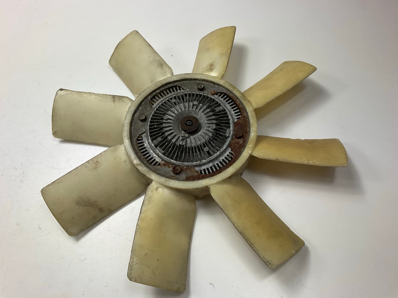 VERY ROUGH, SEE PHOTOS - Fan Blade & Fan Clutch OEM For 84-89 Nissan 300zx Z31