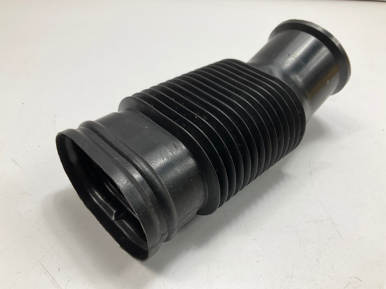 USED #1437 Left Side Under Dash HVAC Duct Pipe Hose OEM For 79-83 Datsun 280zx