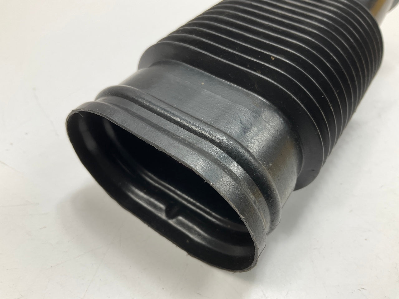 USED #1437 Left Side Under Dash HVAC Duct Pipe Hose OEM For 79-83 Datsun 280zx
