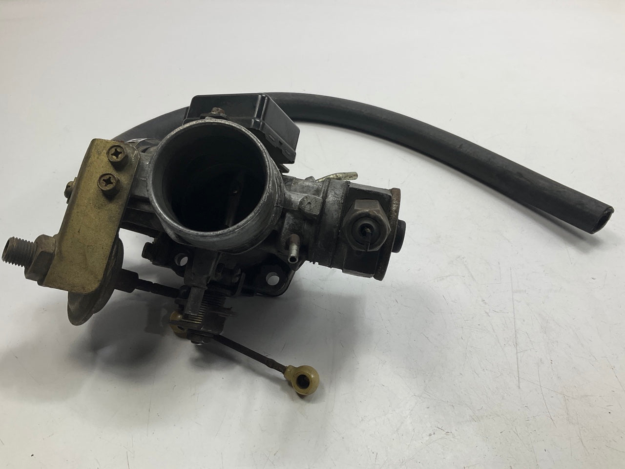 USED #1439 - Broken Off TPS Bolt Complete Throttle Body W/ TPS OEM For 79 280zx