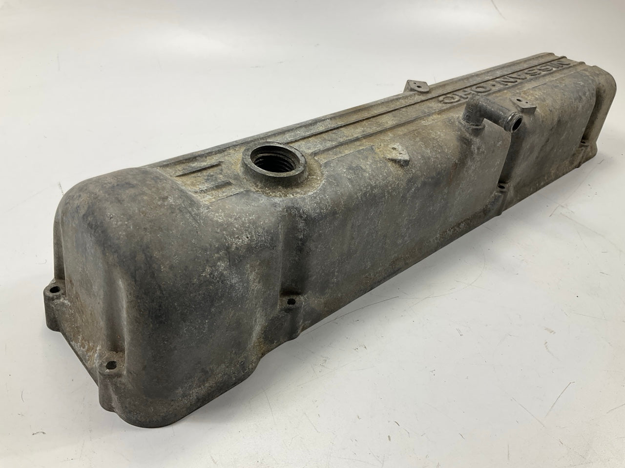 USED #15001, Rough Shape - Engine Valve Cover For Datsun L-series L24 L26 L28