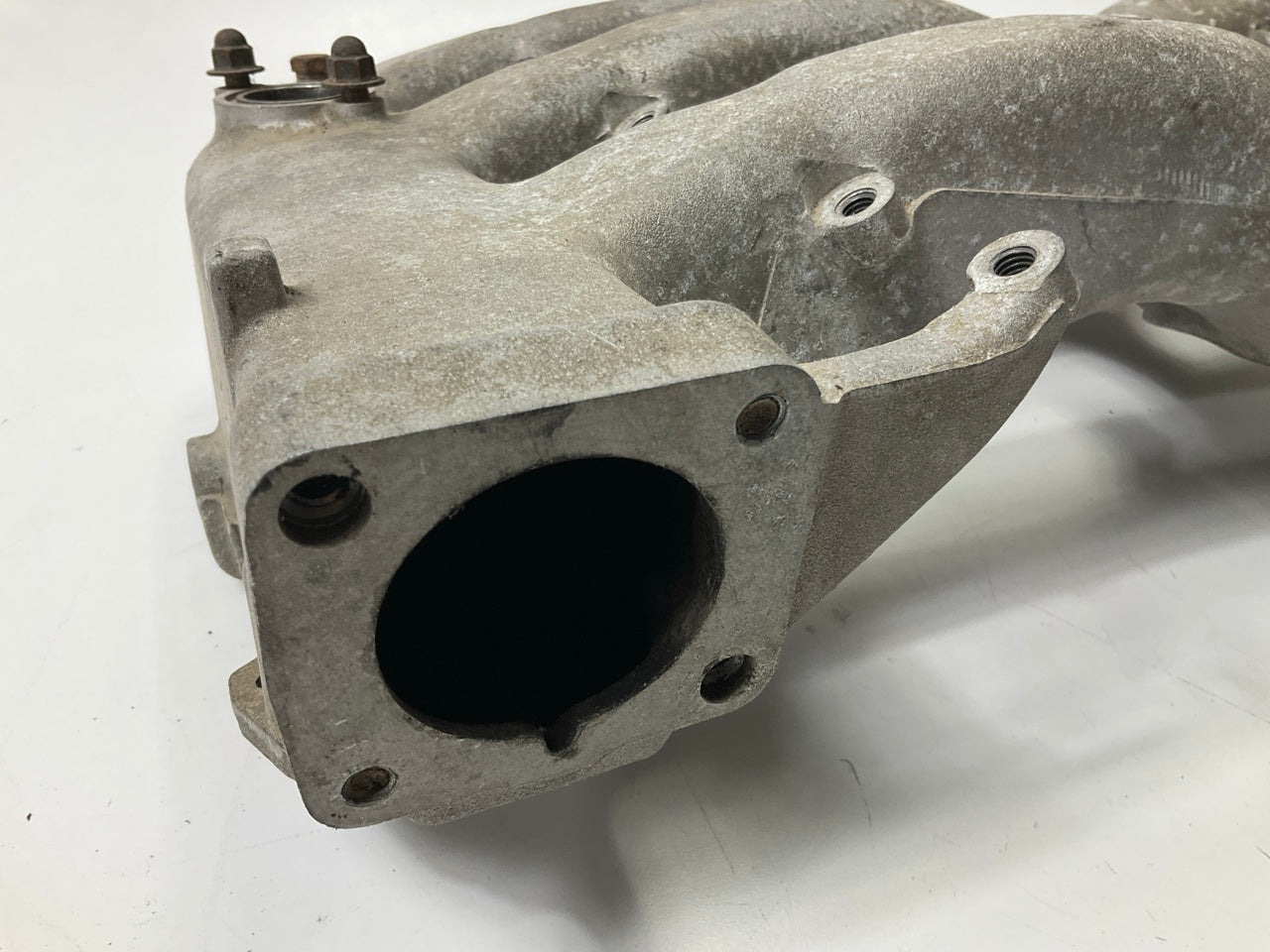 USED - BARE (EMPTY) Upper Intake Manifold Plenum For 1990-1996 Nissan 300zx Z32