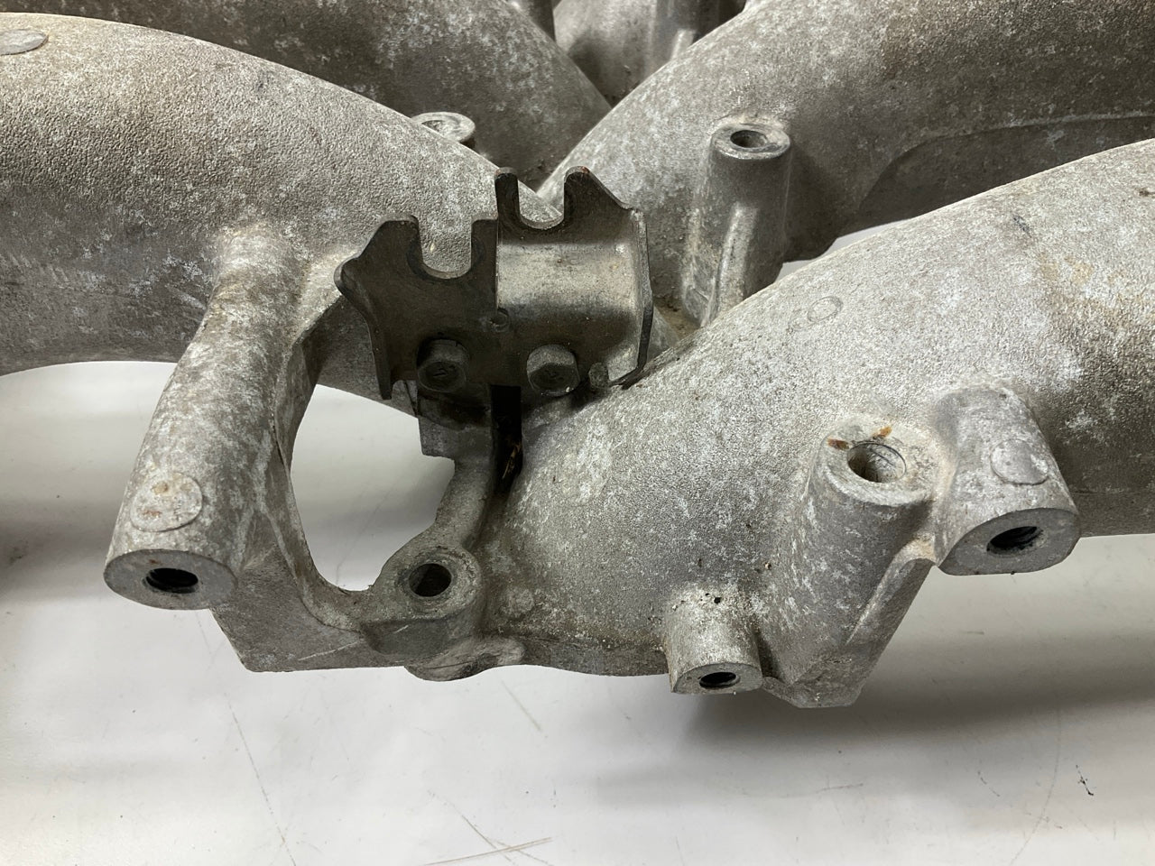 USED - BARE (EMPTY) Upper Intake Manifold Plenum For 1990-1996 Nissan 300zx Z32