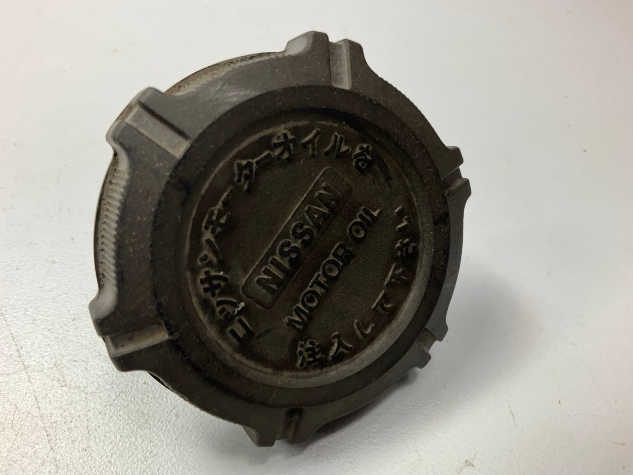 USED #15026 - Original OEM Oil Filler Cap For Datsun 240z 260z 280z 280zx L28